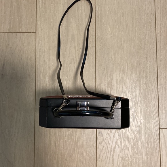 Audrey Hepburn purse with Crystals - Picture 2 of 6